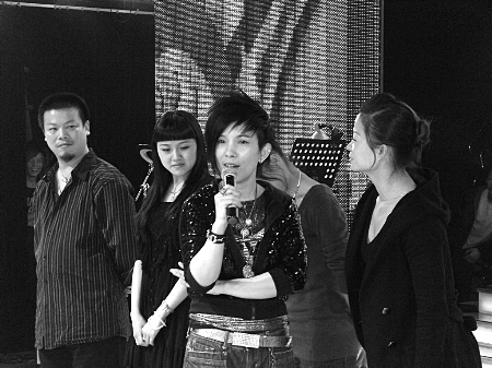 潘美辰重慶演出風波 權益糾紛還是流程失誤？